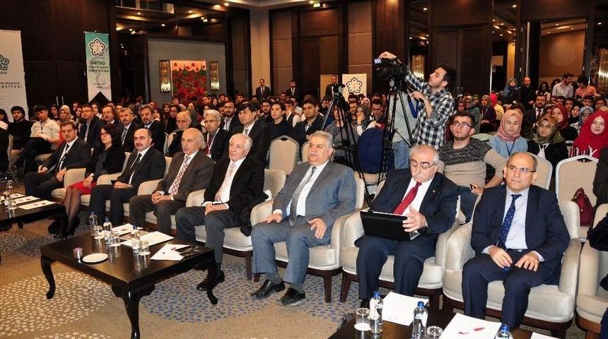 Meram Tıp Fak&uuml;ltesinde &Ouml;ğrenci Kongresi