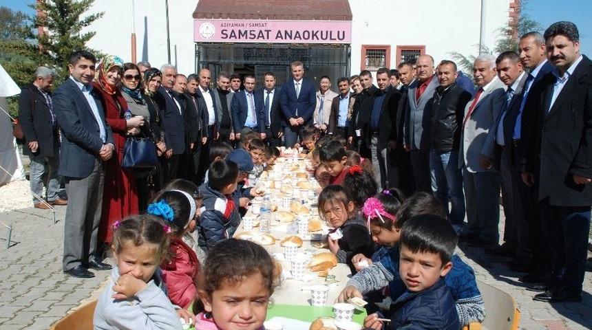 Miniklerden &ldquo;sarsılan İl&ccedil;eye Sarılan Eller&rdquo; Projesi