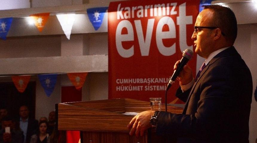 Turan, Gelibolu&rsquo;da Vatandaşlarla Buluştu