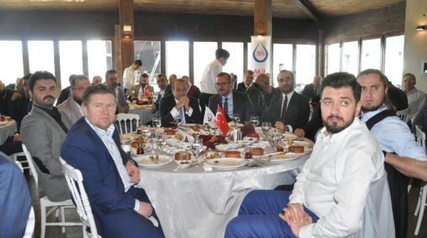 Egemen Bağış: Avrupa, Demokrasi Imtihanında &Ccedil;uvalladı