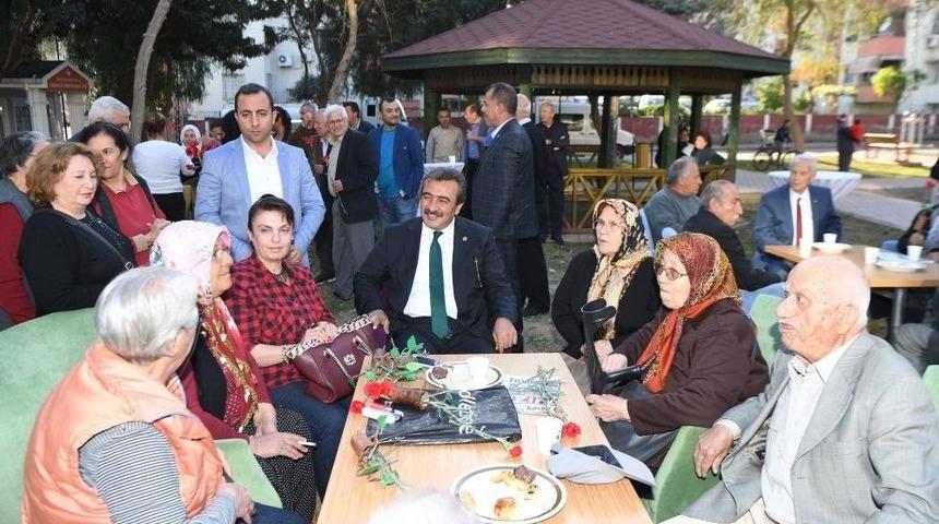 &Ccedil;etin, Emekli Dinlenme Evinde Yaşlılarla Buluştu