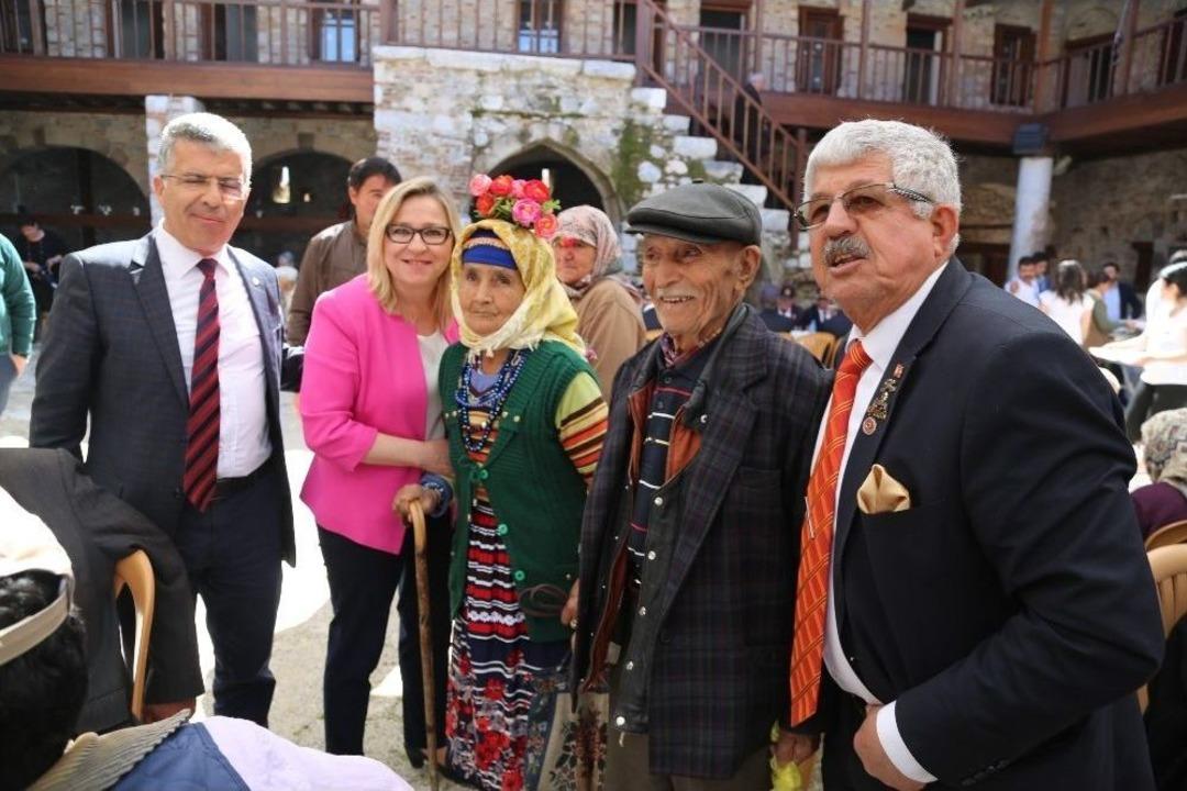 Milas&rsquo;ta Yaşlılara Saygı Haftası Kutlandı