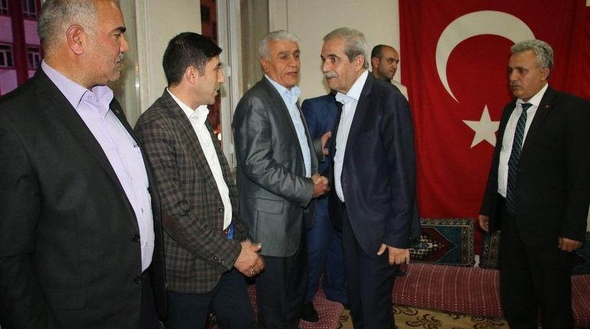 Başkan Demirkol Muhtarlarla Evet İ&ccedil;in Bir Araya Geldi