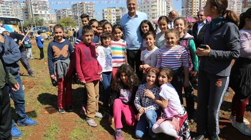 Mezitli&rsquo;de Jakaranda Koruluğu 33&rsquo;e Y&uuml;kseldi