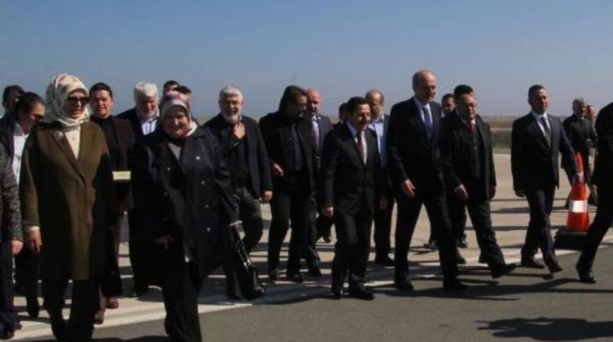 Kurtulmuş: B&uuml;t&uuml;n Ter&ouml;r &Ouml;rg&uuml;tlerine &lsquo;Hayır&rsquo; Demek I&ccedil;in &lsquo;Evet&rsquo; Diyoruz