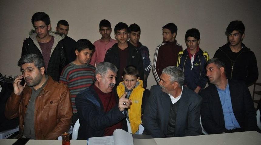 Ak Parti&rsquo;de Referandum &Ccedil;alışmaları S&uuml;r&uuml;yor