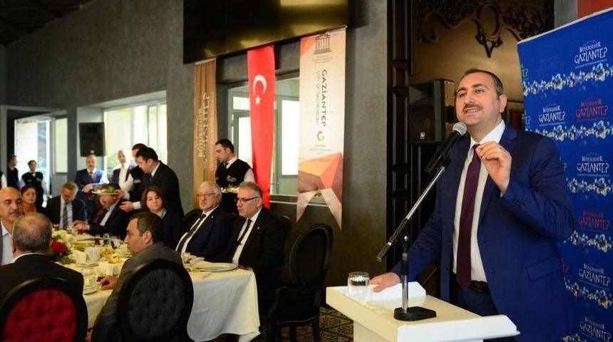 Ak Partililer Bireciklilerle Kahvaltıda Buluştu