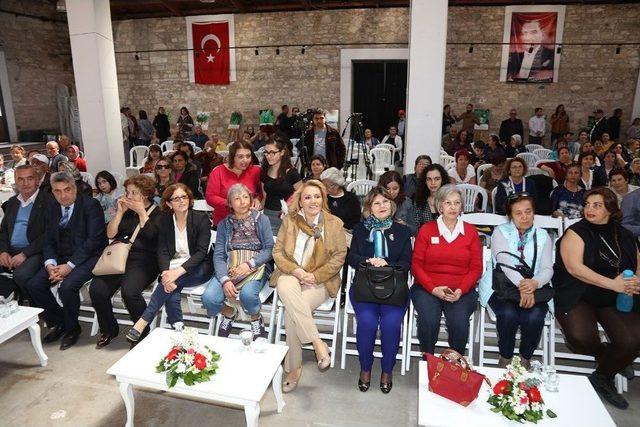 Urla Ot Festivali Yoğun İlgiyle Başladı