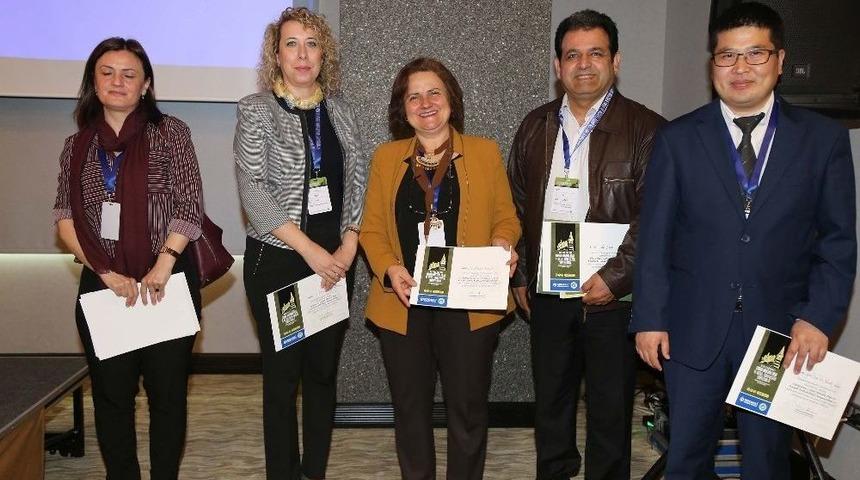 Tarih Sempozyumuna Akademisyen Ve &Uuml;niversitelerden Yoğun İlgi