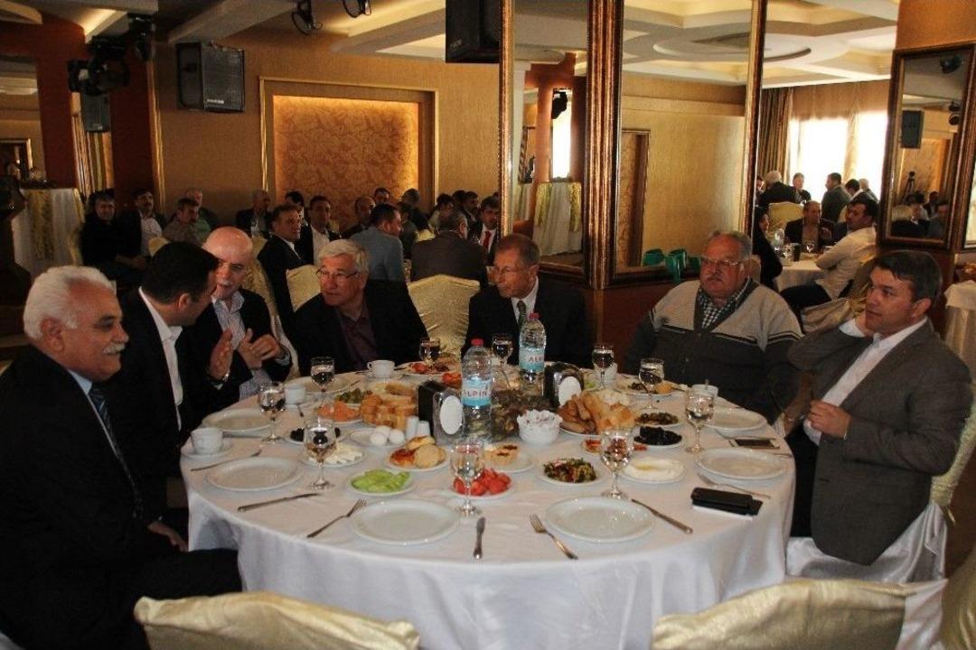 Hatay&rsquo;da Stk&rsquo;lar Referandum İ&ccedil;in Buluştu