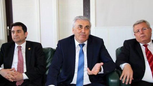 Mhp'li Günal: Kaçkınların Partimizle Ilişkisi Kalmadı