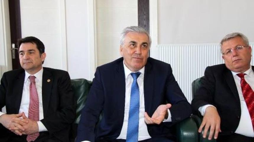 Mhp'li G&uuml;nal: Ka&ccedil;kınların Partimizle Ilişkisi Kalmadı