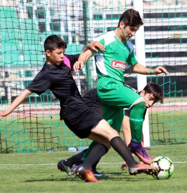 U15 Türkiye Şampiyonası’nda Finalistler Belli Oldu