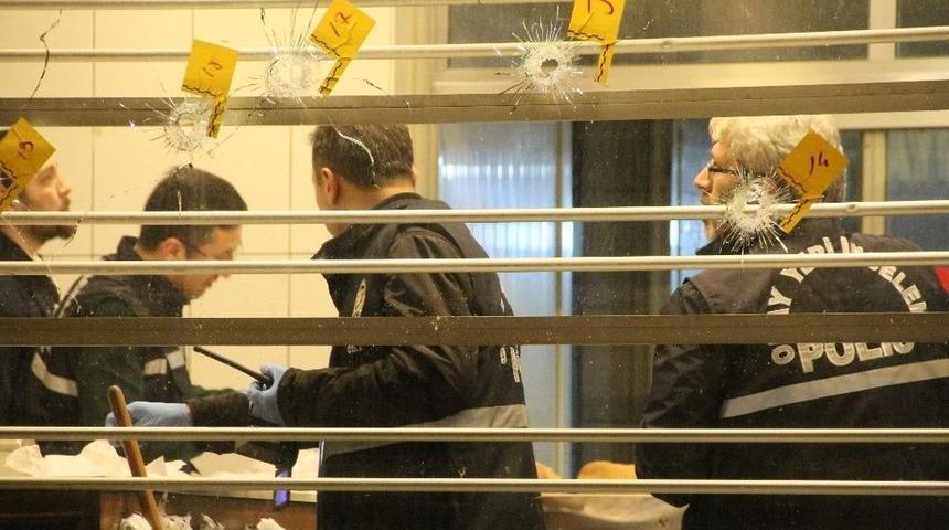 Fırıncıya Kurşun Yağdırdı