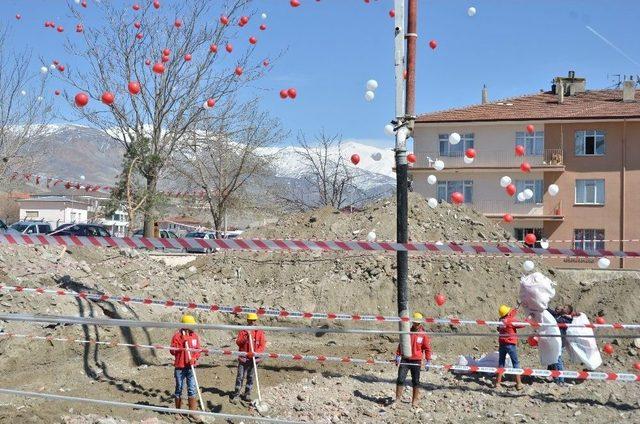 Erzincan’da 3 Derslikli Anaokulunun Temeli Atıldı