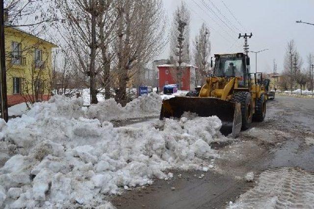 Muş'ta Kar Mücadelesi