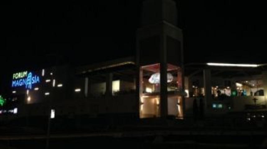 D&uuml;nyanın Geleceği İ&ccedil;in Işıklar Azaltıldı