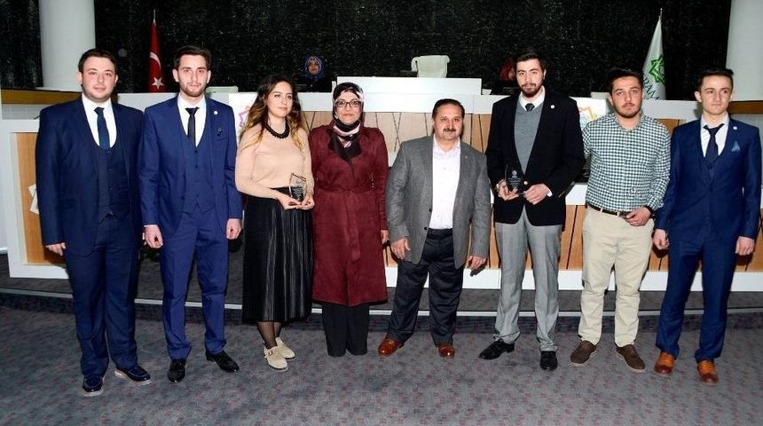 Meram Gen&ccedil;lik Meclisi&rsquo;nde Yeni D&ouml;nem