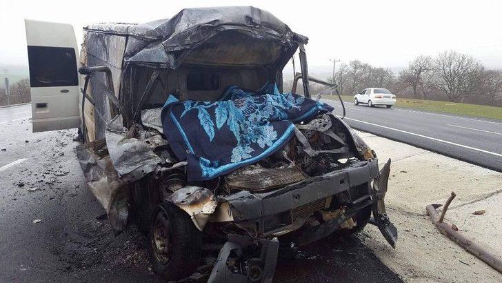 Genç Sürücü Yanan Araçta Feci Şekilde Can Verdi G4