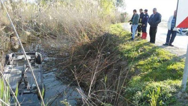 Kanala Uçan Otomobilin Alkollü Sürücüsü Ağır Yaralandı