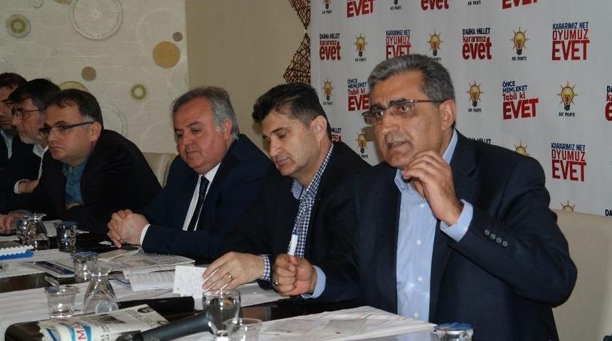 Konuk: &ldquo;17 Nisan Sabahı &lsquo;evet&rsquo; İle Daha B&uuml;y&uuml;k Bir T&uuml;rkiye&rsquo;ye Uyanacağız&rdquo;