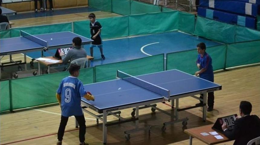 K&uuml;&ccedil;&uuml;kler Masa Tenisi M&uuml;sabakaları Yapıldı