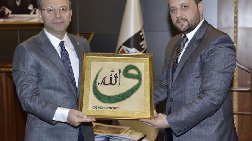 Gen&ccedil; M&uuml;siad&rsquo;tan Vali Aksoy&rsquo;ya Ziyaret