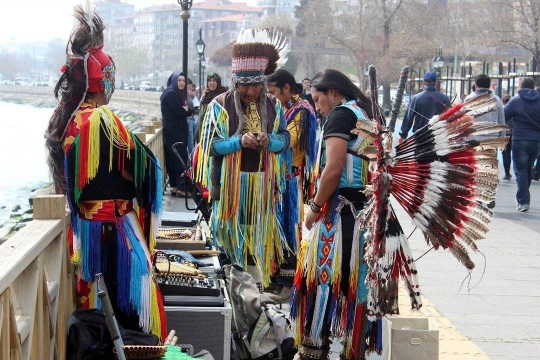 (&ouml;zel Haber) Kızılderili Grup Tekirdağ&rsquo;ı Mesken Tuttu