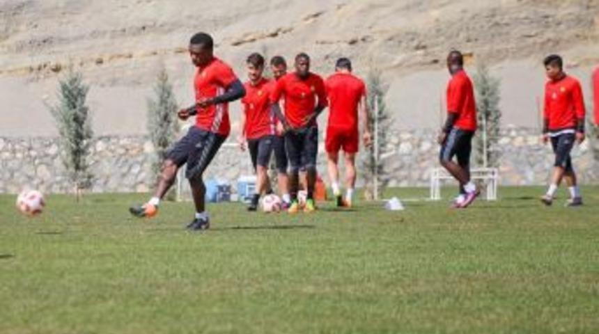 Evkur Yeni Malatyaspor Galibiyet Parolasıyla Hazırlanıyor