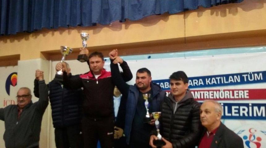 Umurbey Güreş Takımı Şampiyon