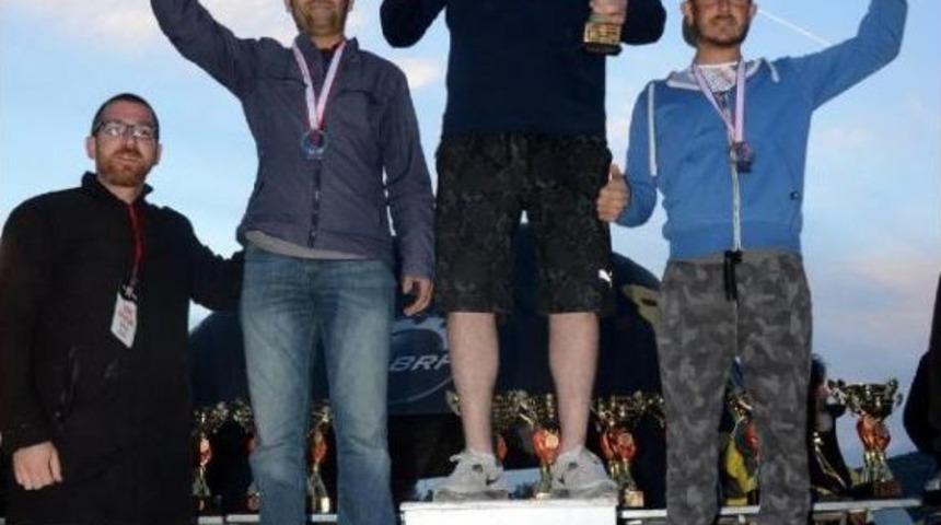 Düşe Kalka Yarıştılar (2)