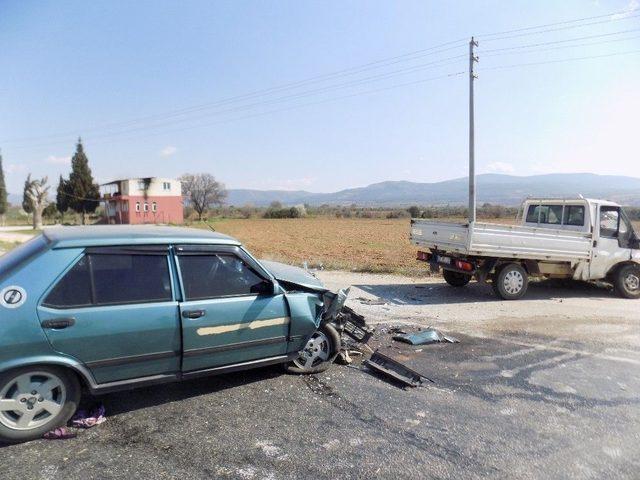 Karacasu’da Trafik Kazası; 4 Yaralı