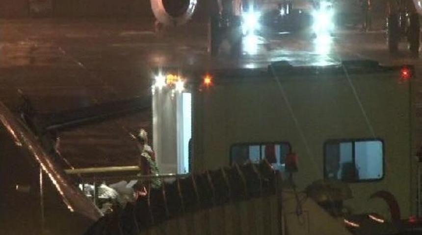 Trakt&ouml;r Kazasında Ayağı Kopan &Ccedil;ocuk I&ccedil;in U&ccedil;ak Acil Iniş Yaptı