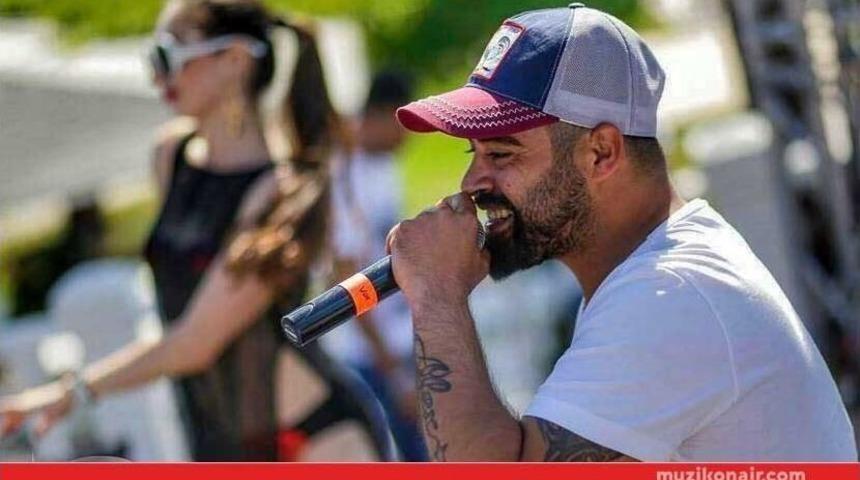 Alexone 3 Adım M&uuml;zik İle Anlaştı