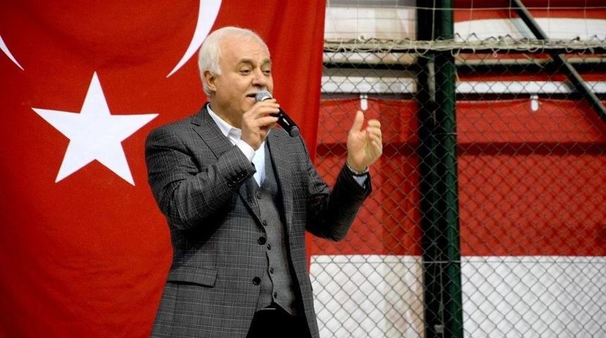 Nihat Hatipoğlu Giresun&rsquo;da &lsquo;ş&uuml;hedanın İzinde&rsquo; Konferansına Katıldı
