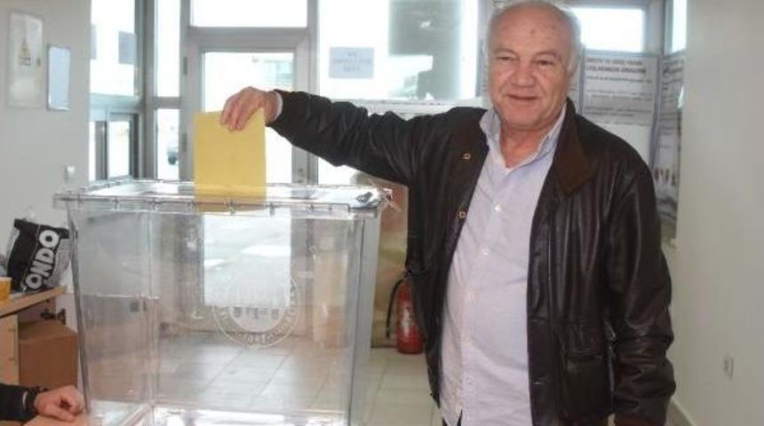 Kapıkule'de Referandum Oylaması Başladı