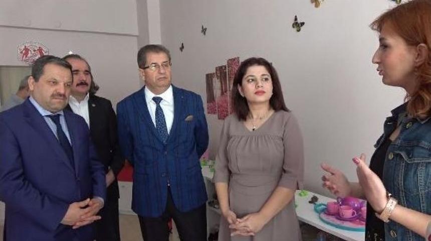 4-12 Yaşındaki 1800 &Ccedil;ocuğa Okulda &Uuml;cretsiz "oyunlu Terapi"