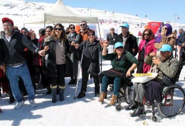 Engelliler, Erciyes Kar Festivalinde Buluştu