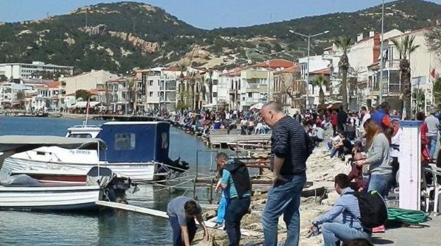 Fo&ccedil;alılar Hem Baharı, Hem Yazı Yaşadı