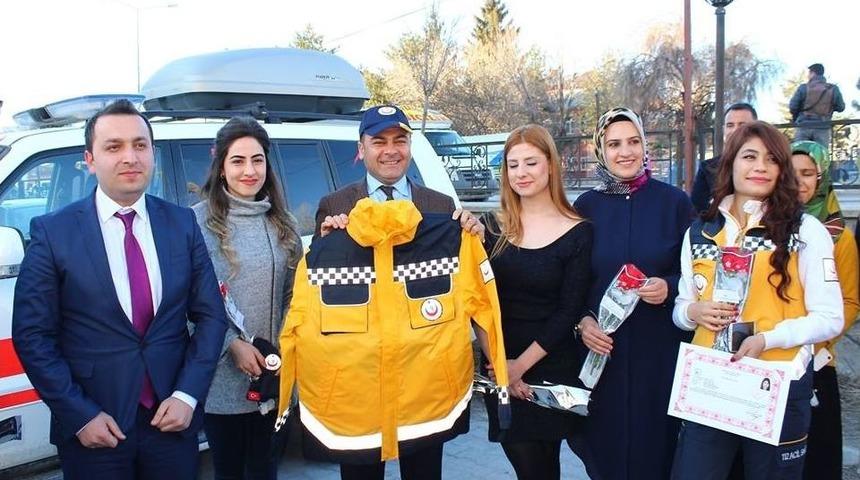 Kaymakamı Yaşar, Acil Tıp Teknisyenlerinin G&uuml;n&uuml;n&uuml; Kutladı