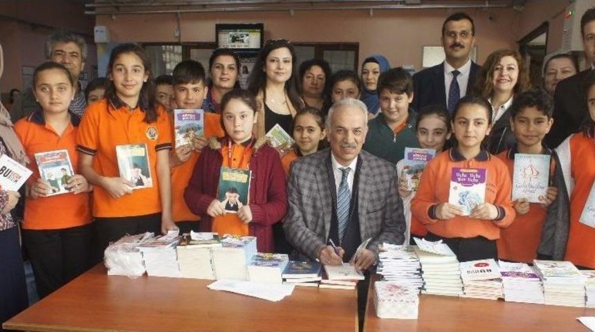 K&uuml;t&uuml;phaneler Haftası Alaşehir&rsquo;de Kutlandı