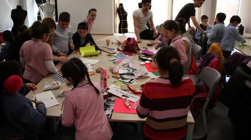 İlkokul &Ouml;ğrencileri, Giyilebilir Teknoloji &Uuml;r&uuml;nleri Tasarladı