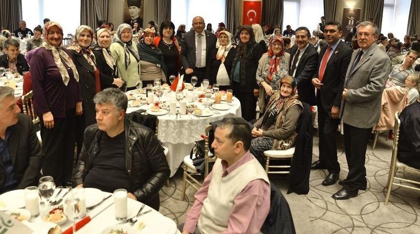 Şehit Aileleri Bir Araya Geldi