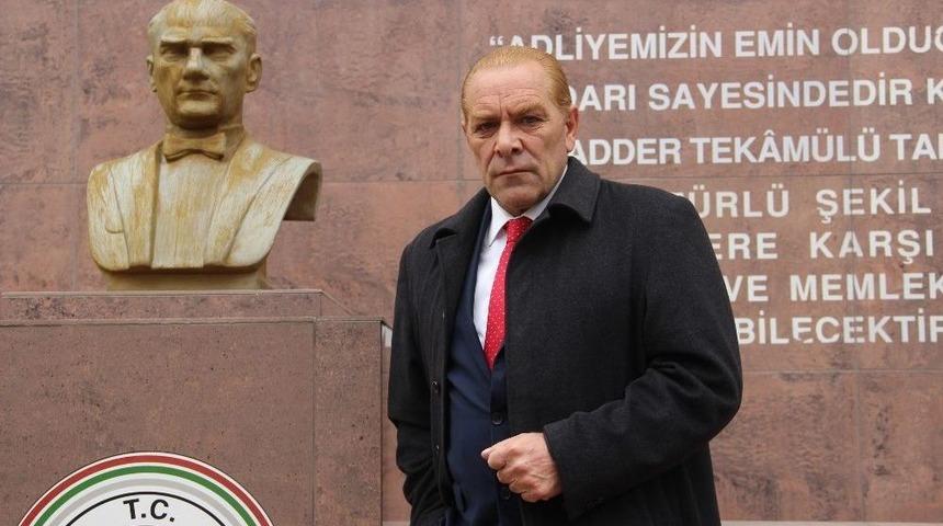 Kaya&rsquo;dan A&ccedil;ıklama: &ldquo;tutuklanmadım, Buradayım&rdquo;