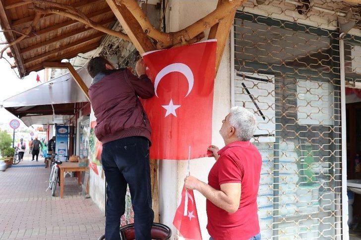Antalya’da Esnafı Tedirgin Eden Meczup G2