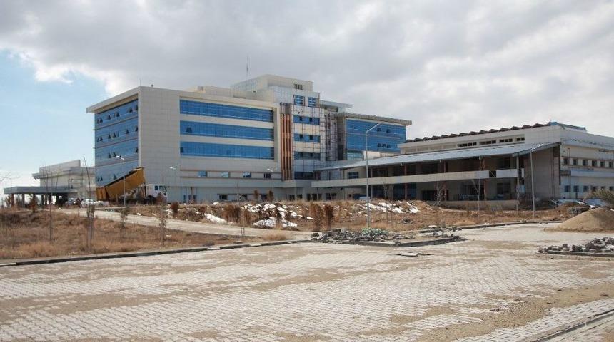 Erciş&rsquo;te 212 Yataklı Devlet Hastanesinin Yapımı