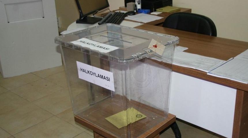 Marmaris&rsquo;te G&uuml;mr&uuml;k Kapısı&rsquo;nda Oy Verme İşlemi Başladı