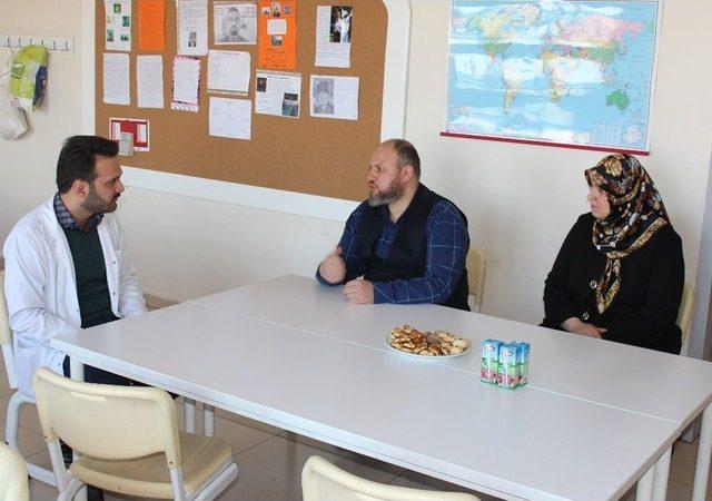 &Ccedil;ınar Kolejinde Veli Toplantıları Devam Ediyor 1