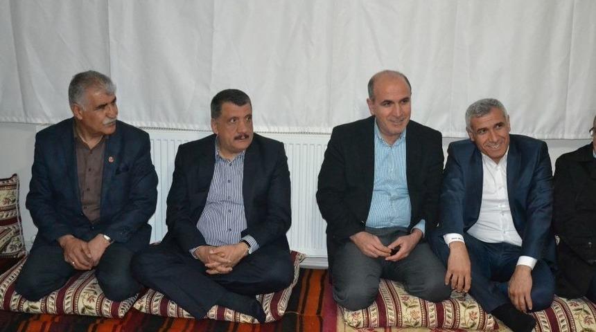 G&uuml;mr&uuml;k Ve Ticaret Bakanı B&uuml;lent T&uuml;fenkci: