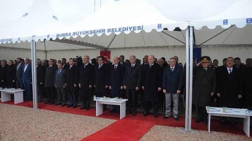 Bakan M&uuml;ezzinoğlu: &ldquo;16 Nisan&rsquo;dan Sonra &Uuml;lkenin Yolculuğu Y&ouml;netim Anlamında Otobanlarda Olacak&rdquo;